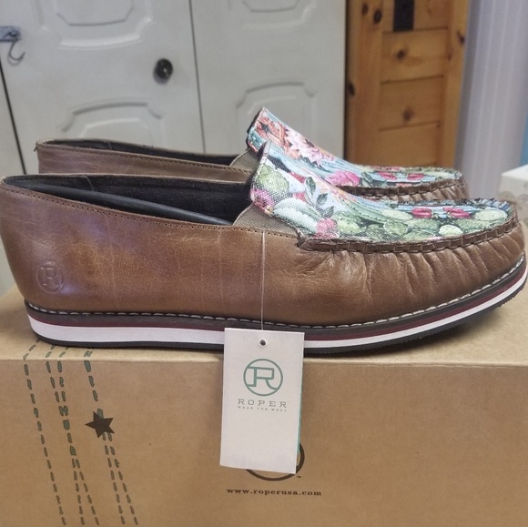 LAST PAIR!! NWT-  Roper Prickly Pear Moccasin - Picture 3 of 4